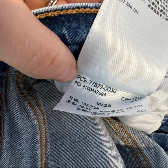 Levi's Ribcage Cutoff Denim Short Charleston Erosion - Picture 10 of 12